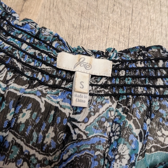 Joie Silk Paisley Print Sheer Top Elastic Stretch Arms and Neckline - Picture 10 of 10